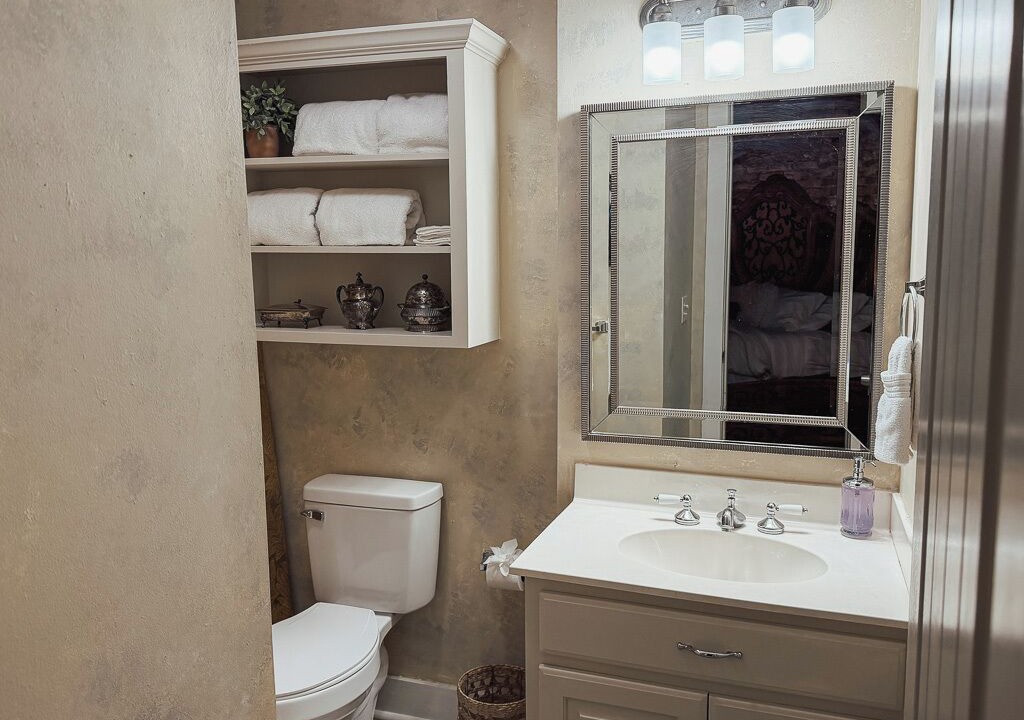Photo of Bathroom in Abbeville