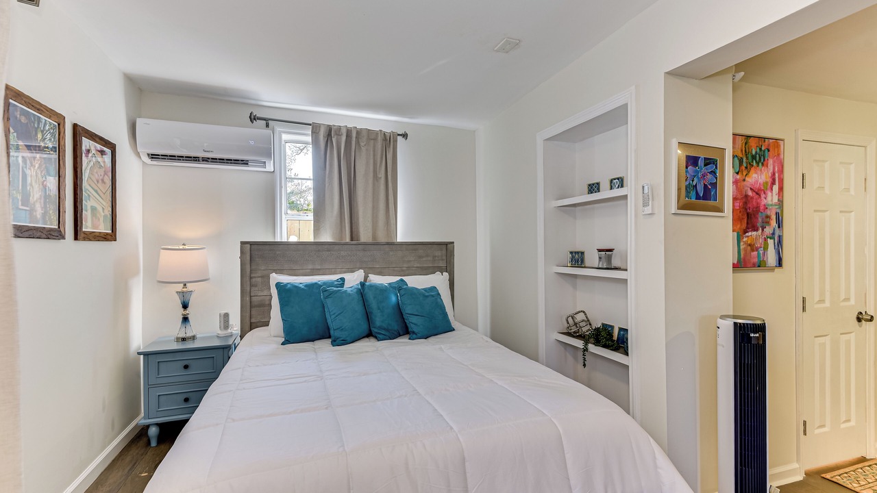Photo of Bedroom in Summerville