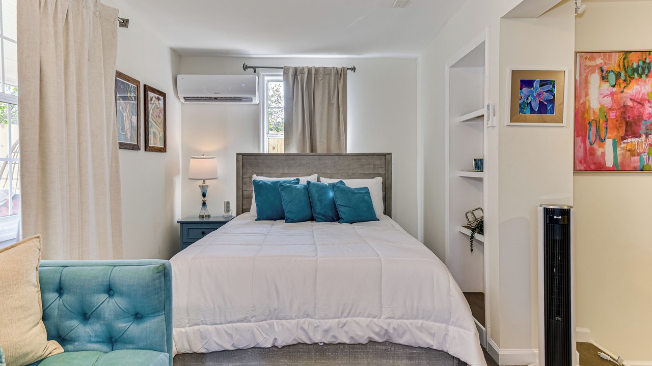 Photo of Bedroom in Summerville