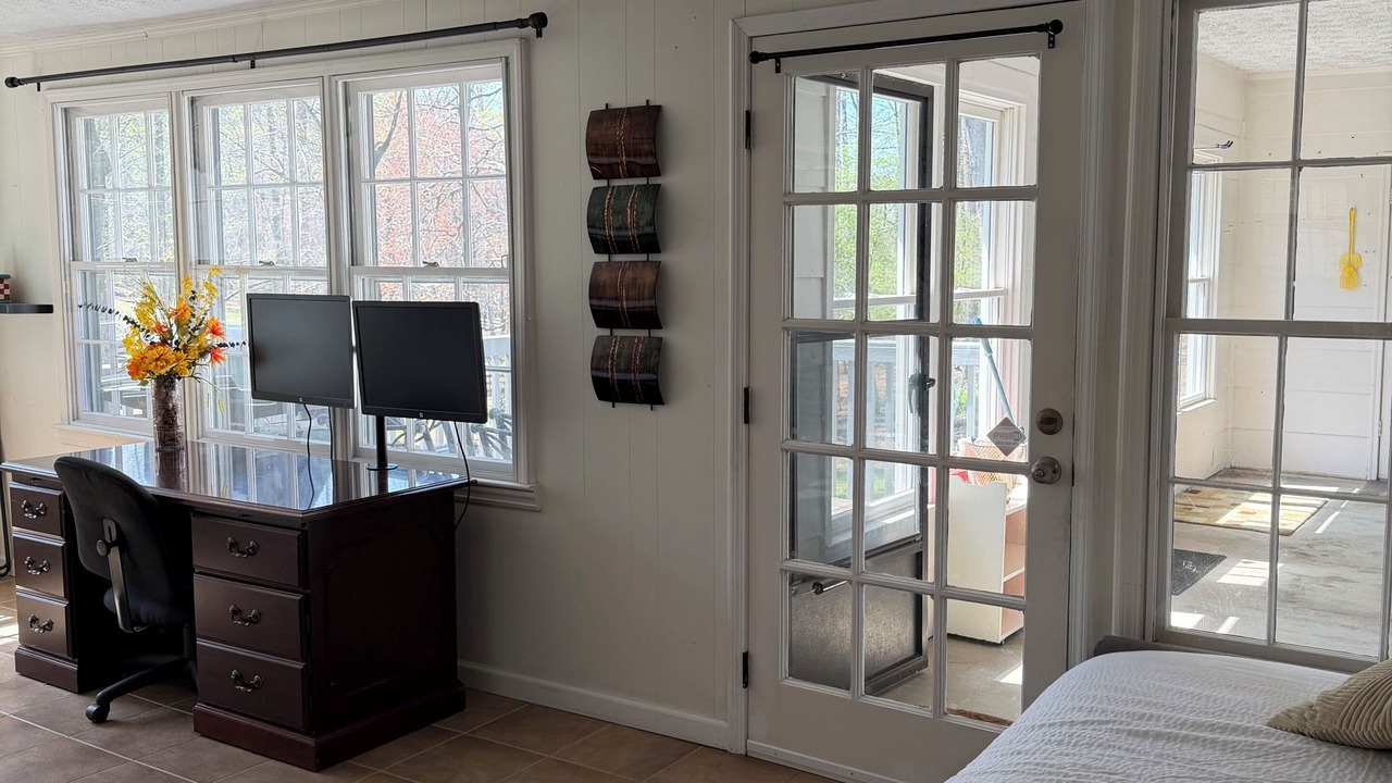 Photo of Bedroom in Dacula