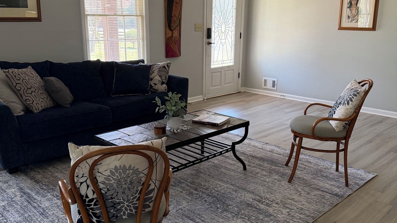 Photo of Livingroom in Dacula
