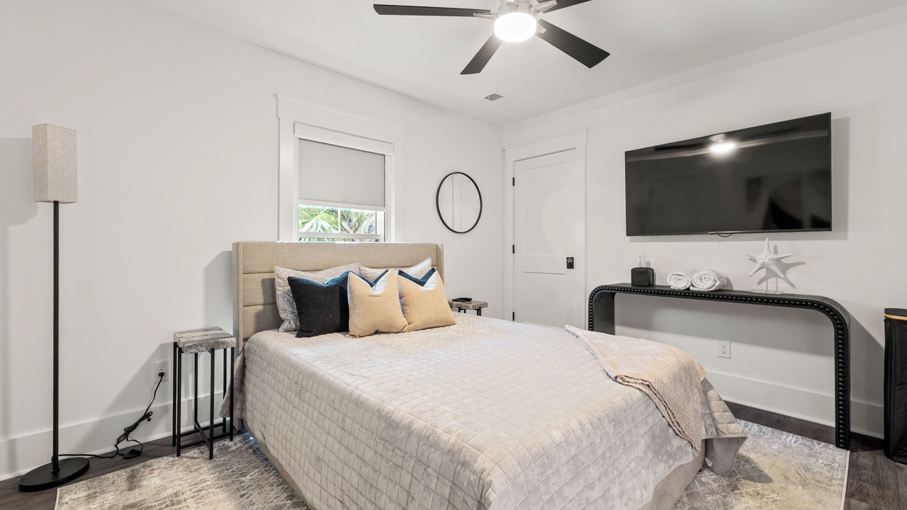 Photo of Bedroom in Ocean Ridge
