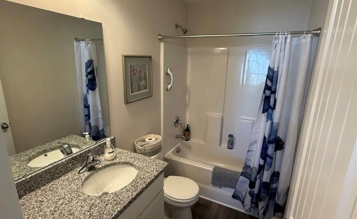 Photo of Bathroom in Pendleton