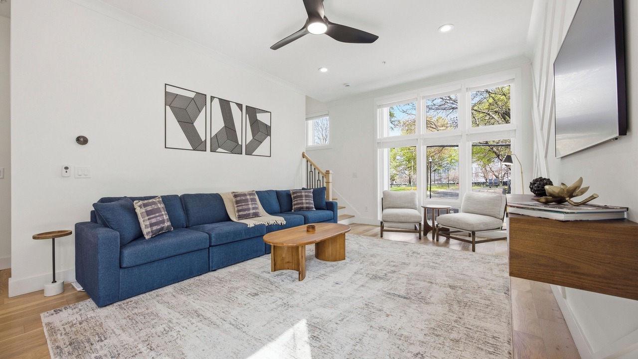 Photo of Livingroom in Castleberry Hill
