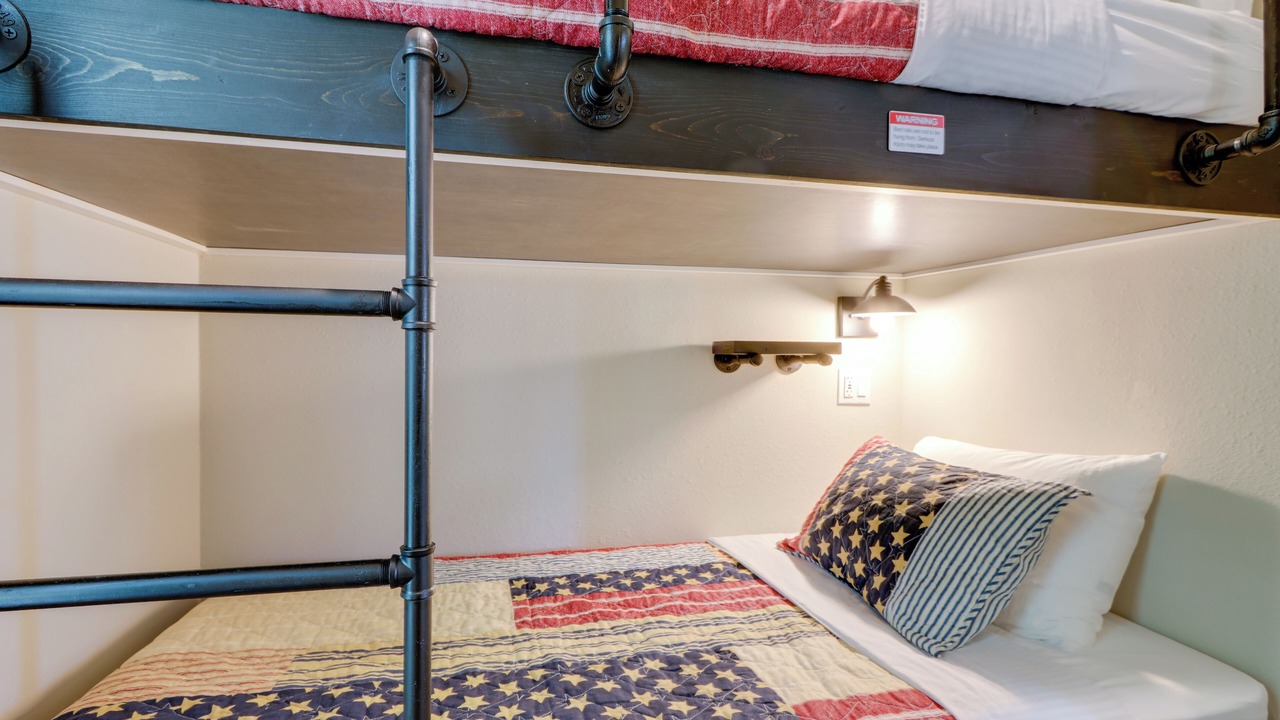 Photo of Bedroom in River Ranch