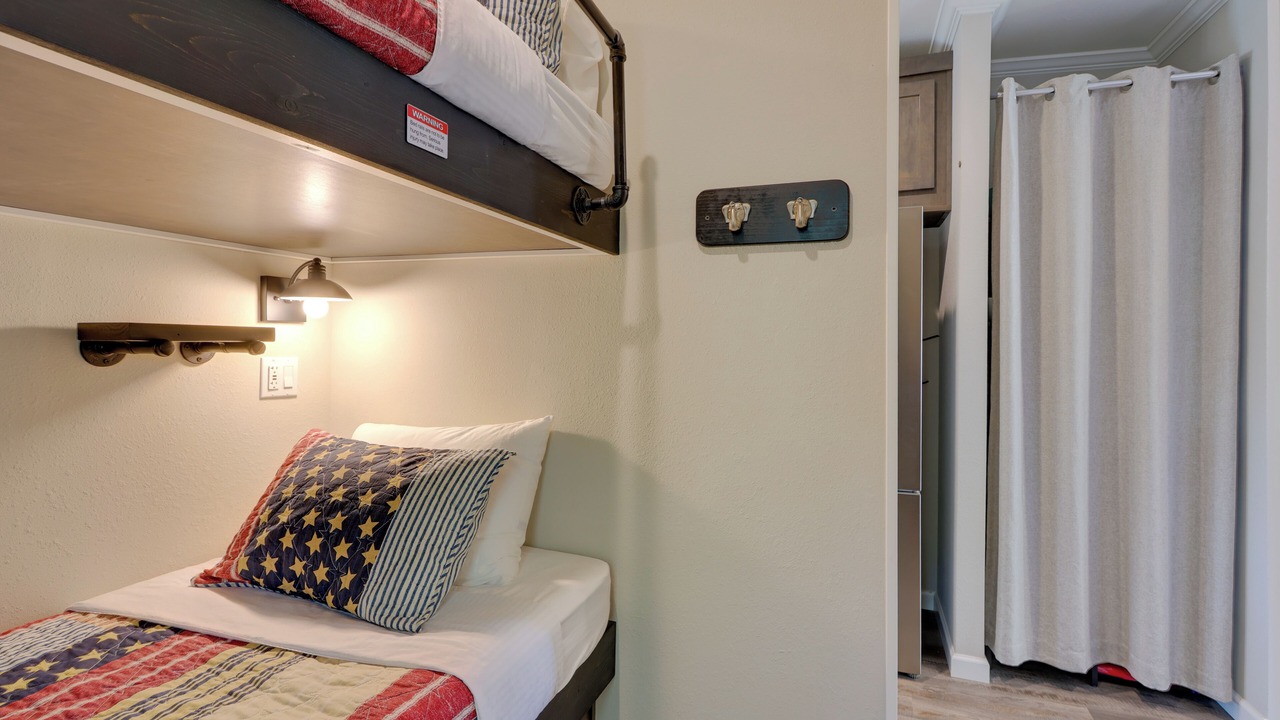 Photo of Bedroom in River Ranch