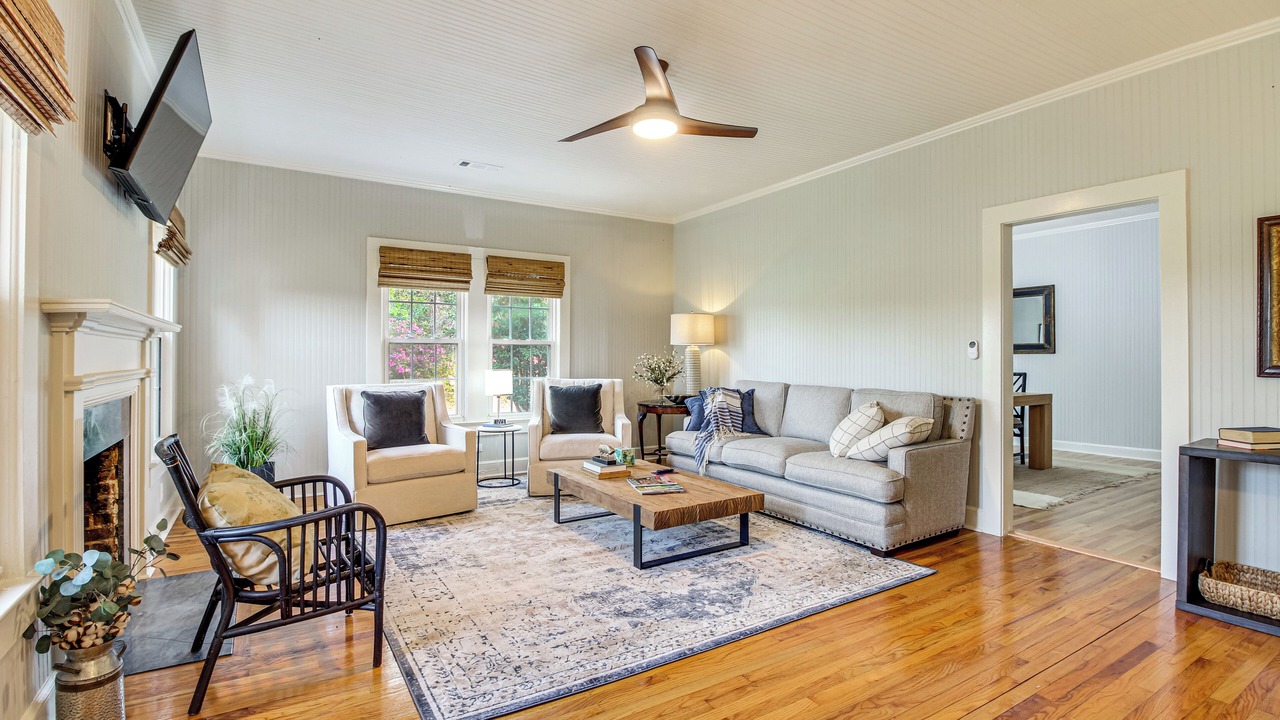 Photo of Livingroom in Dover