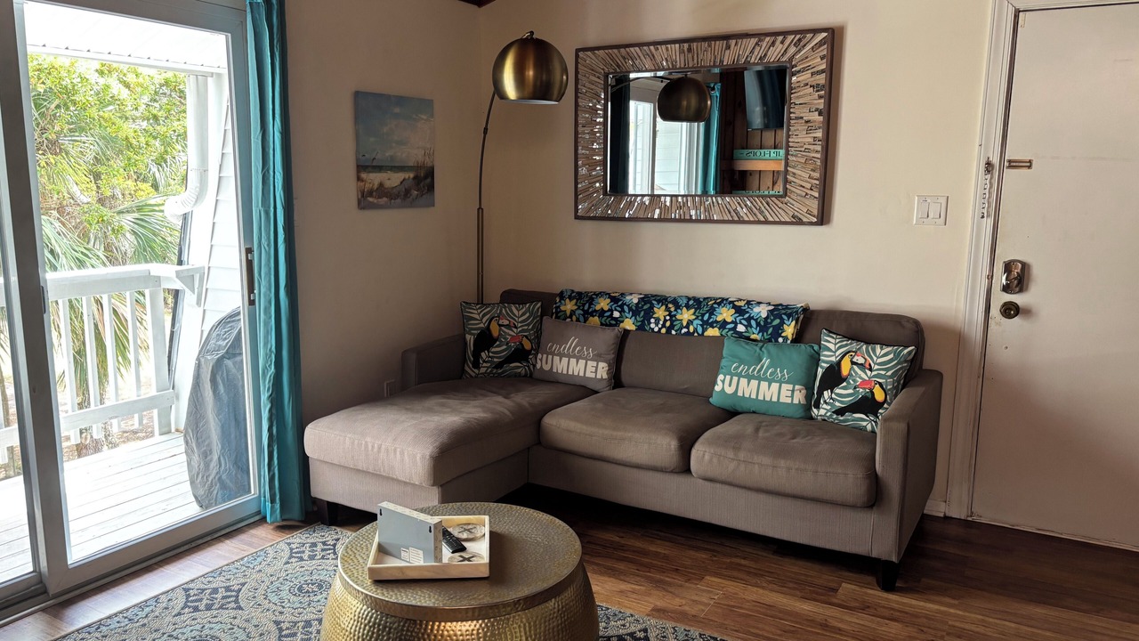 Photo of Livingroom in Ocean Ridge