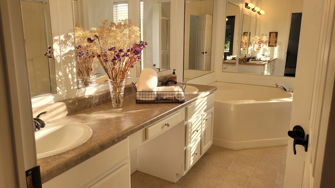 Photo of Bathroom in Northside