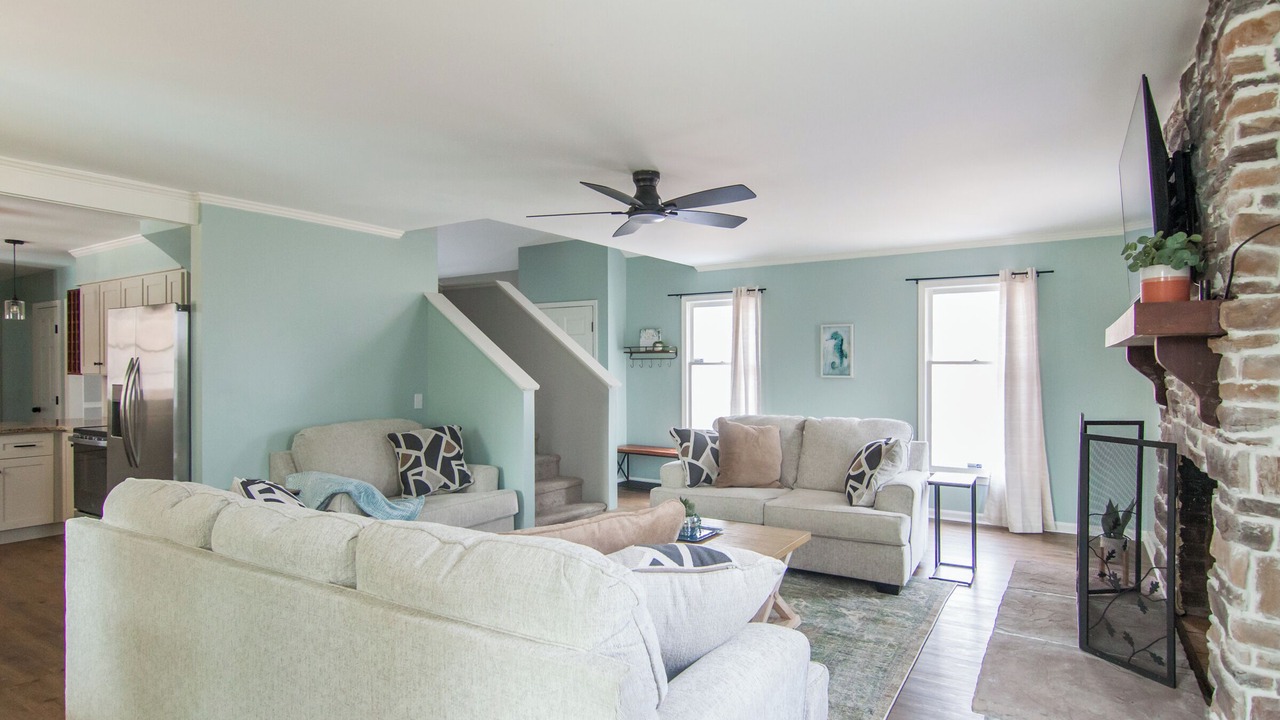 Photo of Livingroom in Anderson