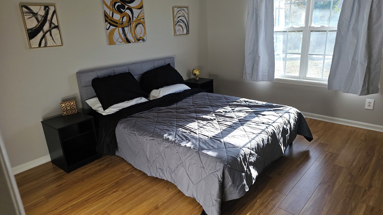 Photo of Bedroom in Seiglers Crossroads