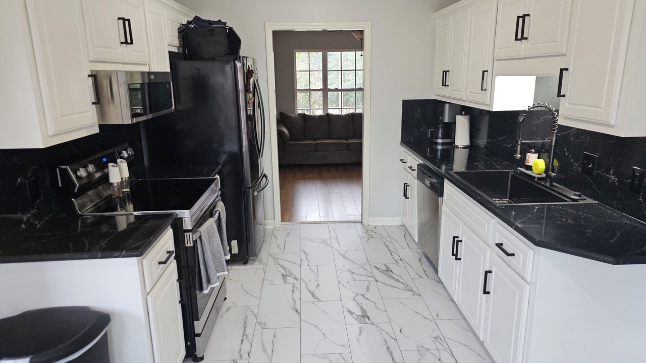 Photo of Kitchen in Seiglers Crossroads