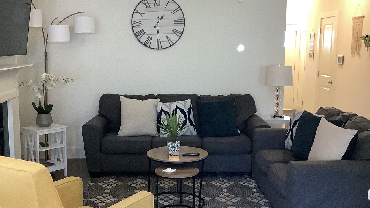 Photo of Livingroom in Auburn