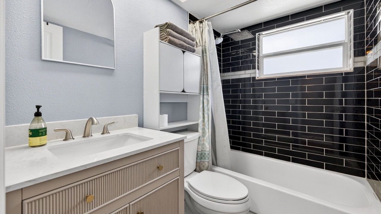 Photo of Bathroom in Shore Acres
