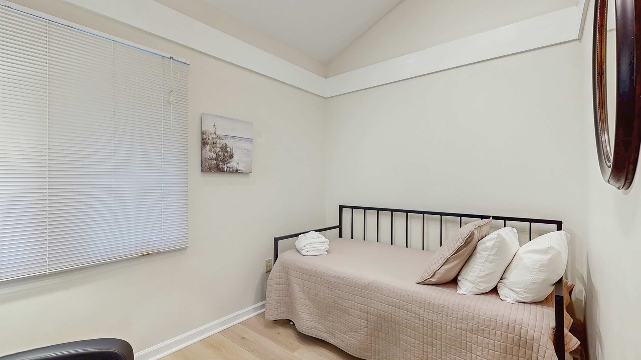 Photo of Bedroom in Ocean Ridge