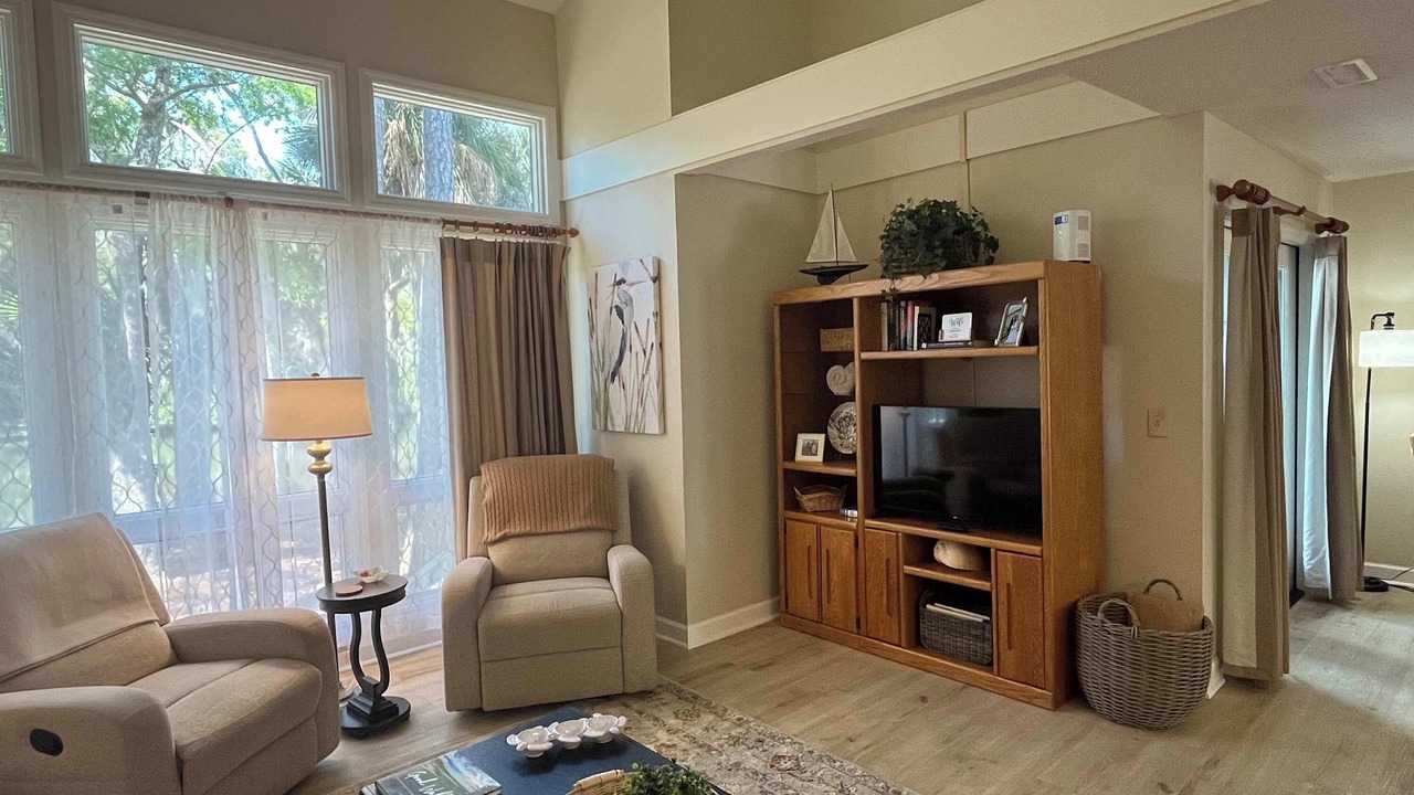Photo of Livingroom in Ocean Ridge
