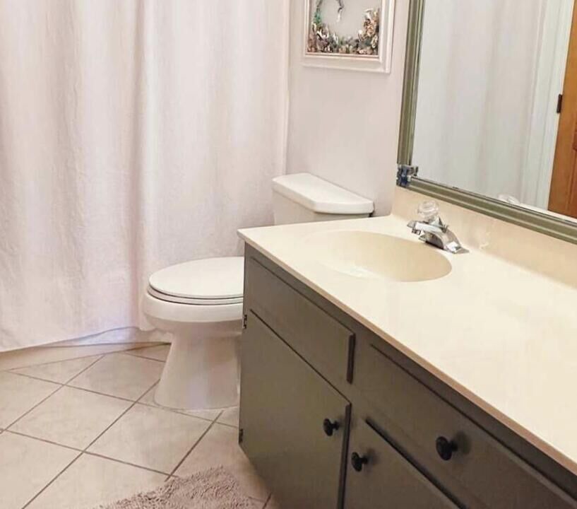 Photo of Bathroom in Ocean Ridge