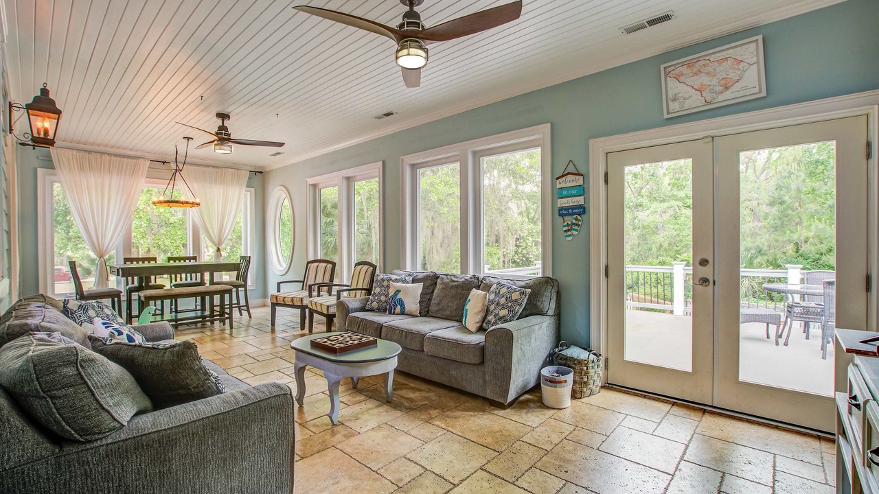 Photo of Livingroom in Edisto Island
