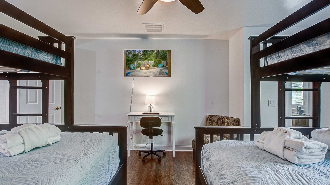 Photo of Bedroom in Edisto Island