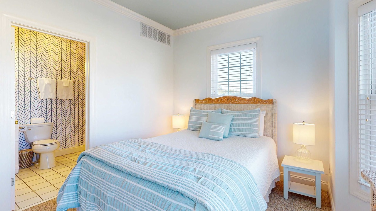 Photo of Bedroom in Edisto Island
