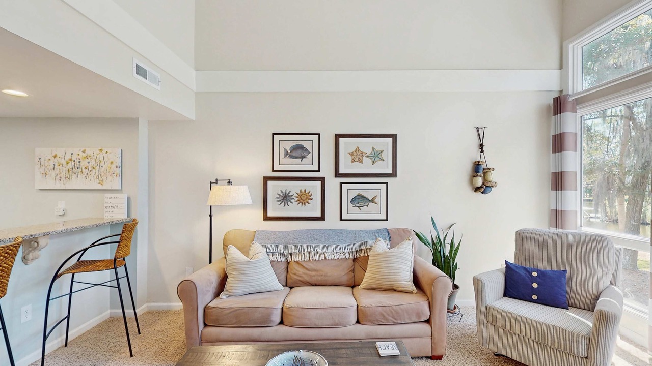 Photo of Livingroom in Ocean Ridge