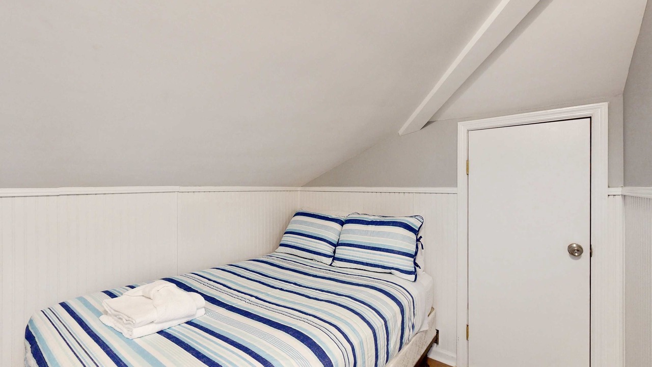 Photo of Bedroom in Summerwind Villas