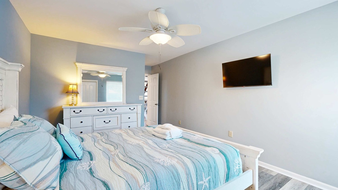 Photo of Bedroom in Summerwind Villas