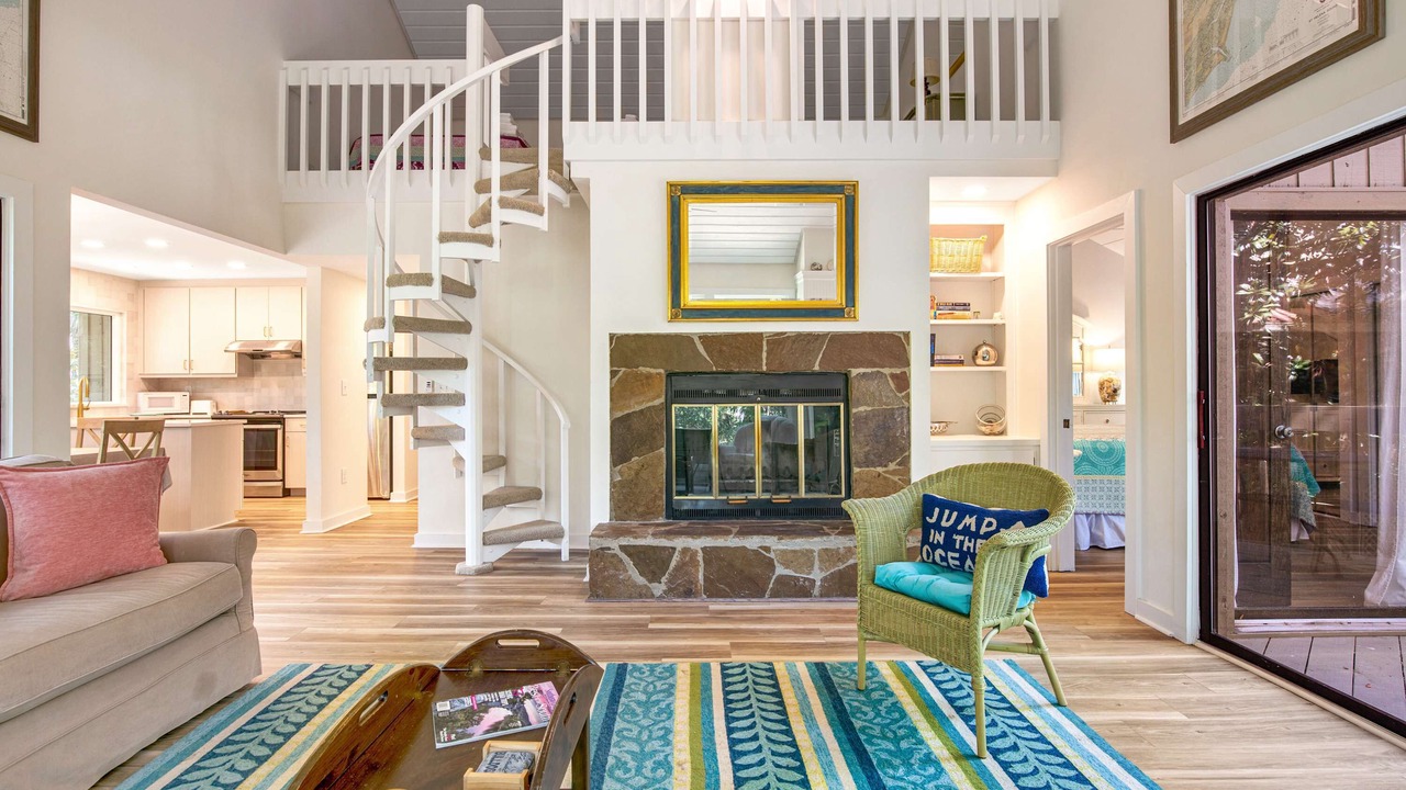Photo of Livingroom in Ocean Ridge