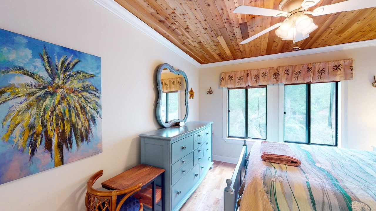 Photo of Bedroom in Palmetto Dunes