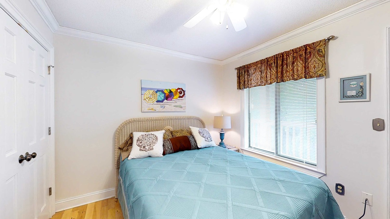 Photo of Bedroom in Palmetto Dunes
