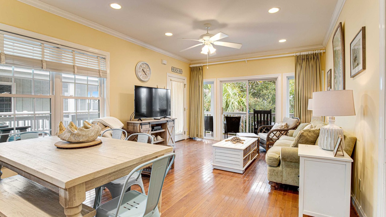 Photo of Livingroom in Edisto Island