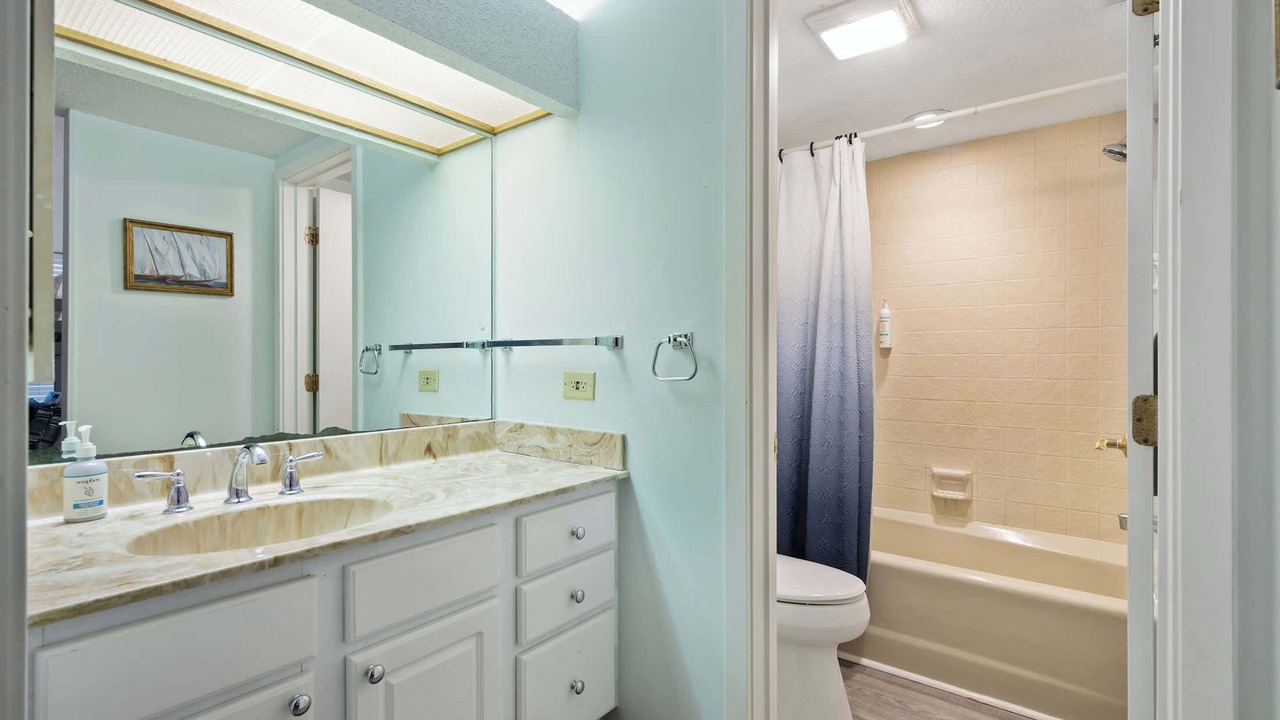 Photo of Bathroom in Shelter Cove