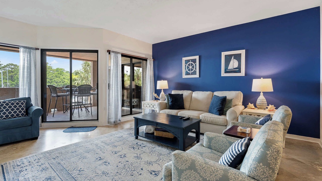 Photo of Livingroom in Shelter Cove