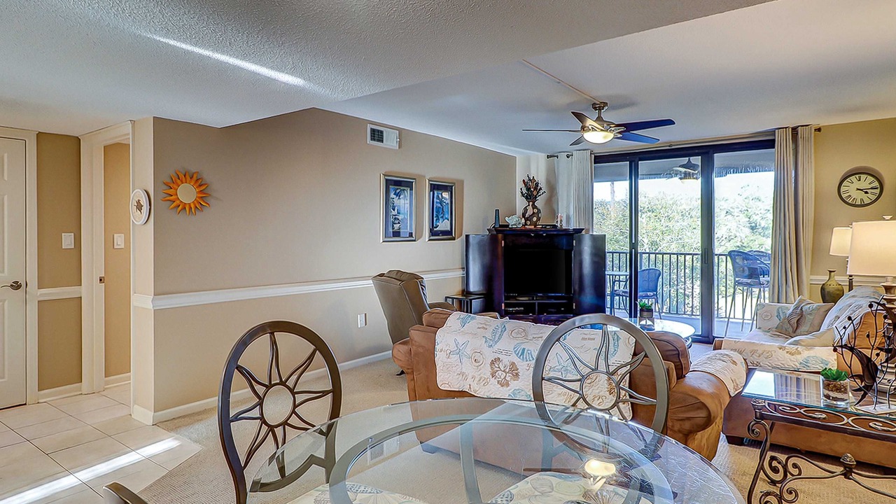 Photo of Livingroom in Folly Field
