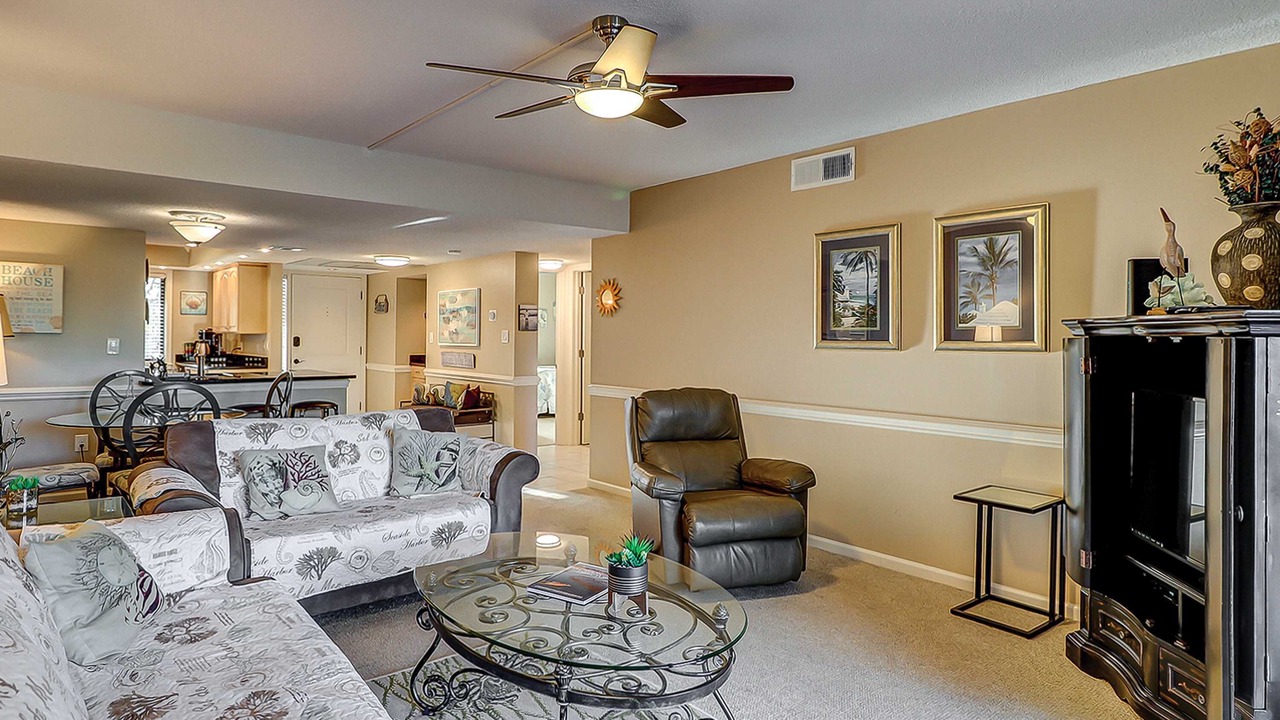 Photo of Livingroom in Folly Field