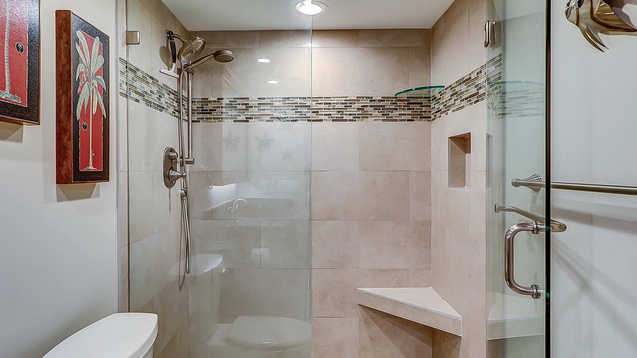 Photo of Bathroom in Folly Field