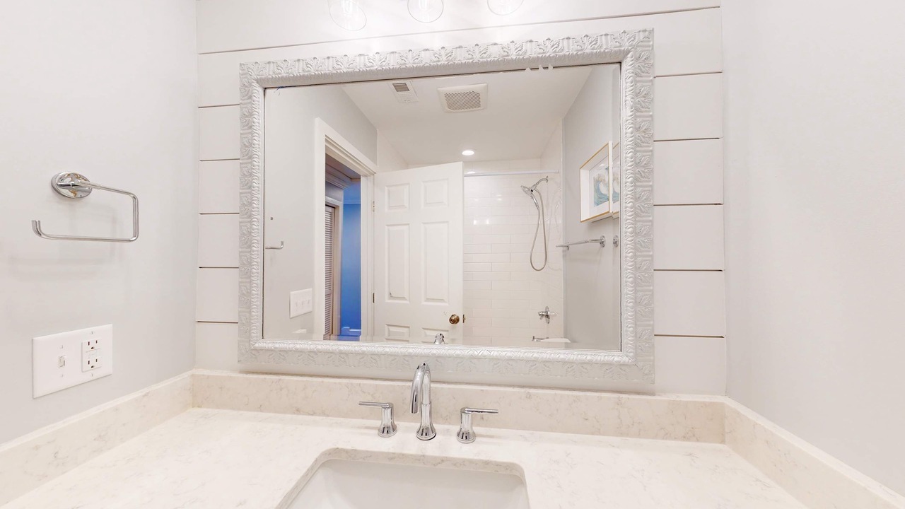 Photo of Bathroom in Shipyard Plantation