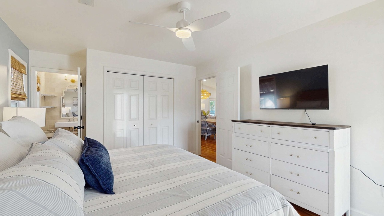 Photo of Bedroom in Edisto Island