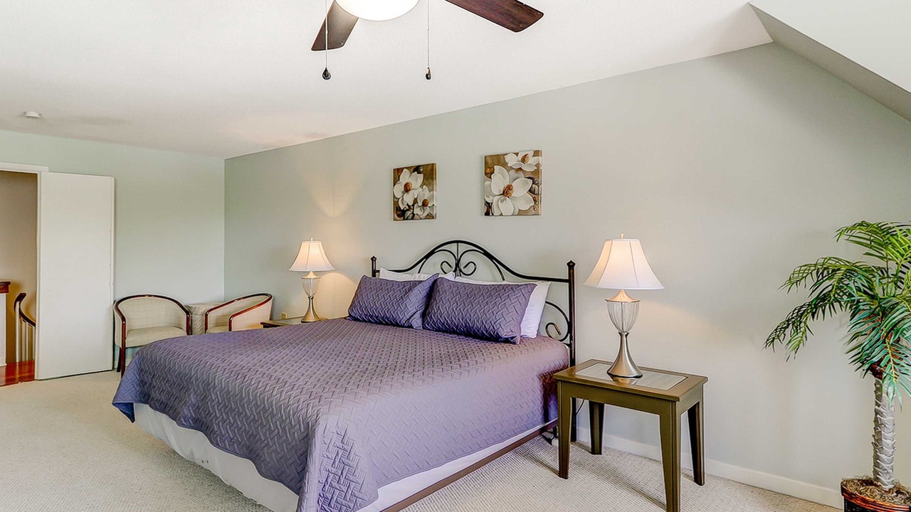 Photo of Bedroom in Shelter Cove