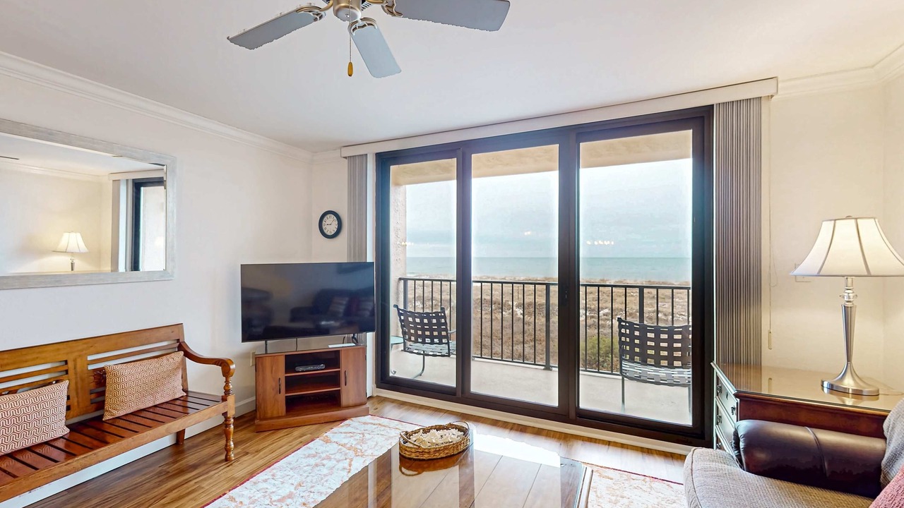 Photo of Livingroom in Folly Field