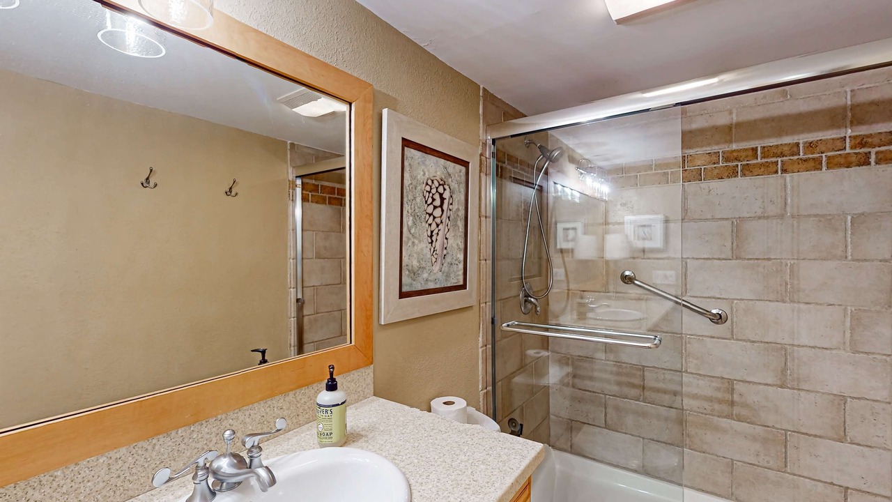 Photo of Bathroom in Folly Field