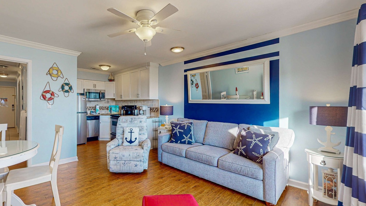 Photo of Livingroom in North Forest Beach
