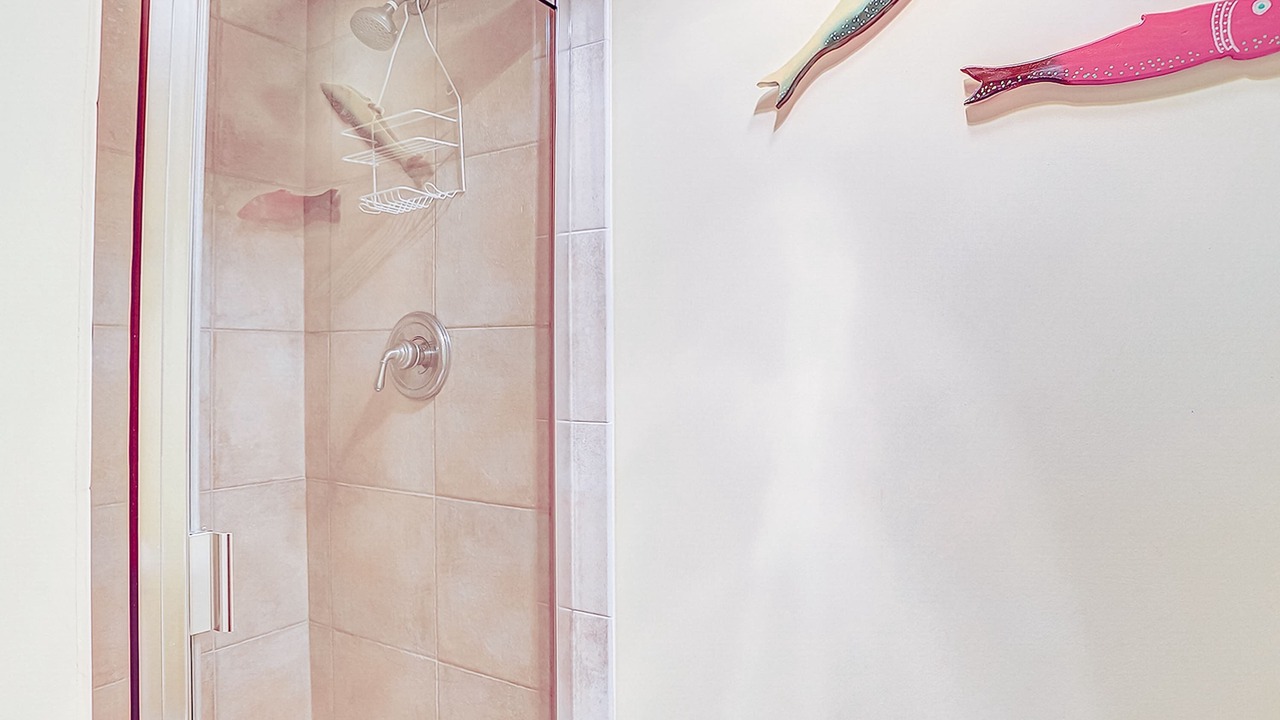Photo of Bathroom in Night Heron