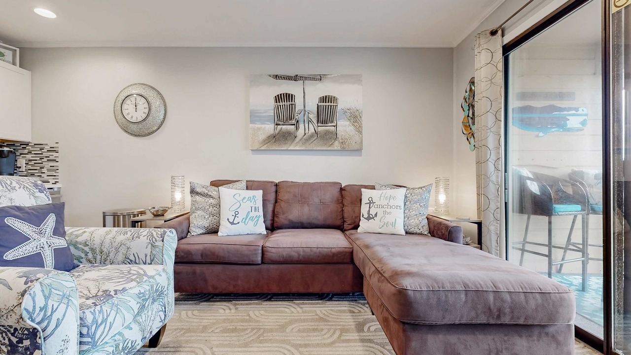 Photo of Livingroom in Folly Field