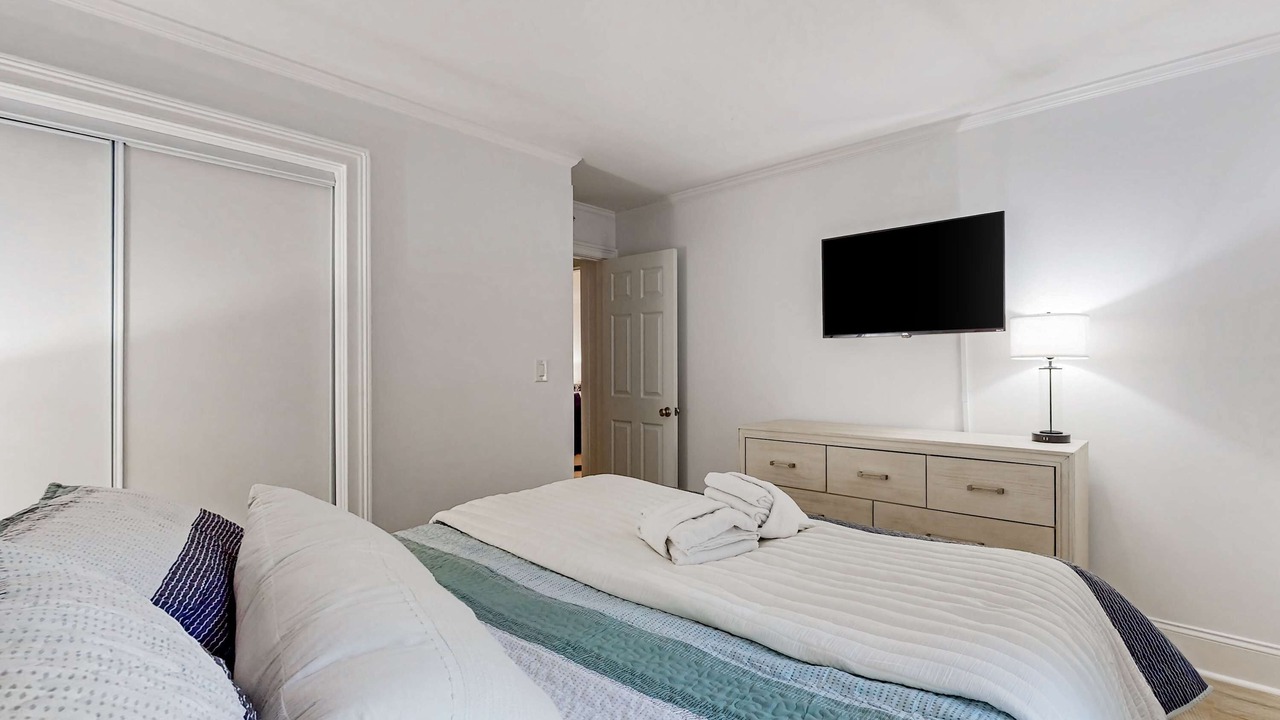 Photo of Bedroom in Palmetto Dunes