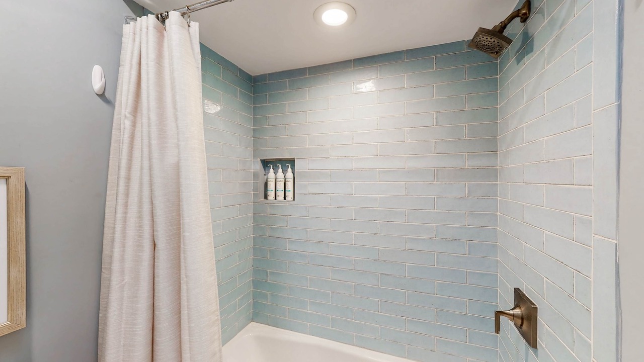 Photo of Bathroom in Lawton Woods