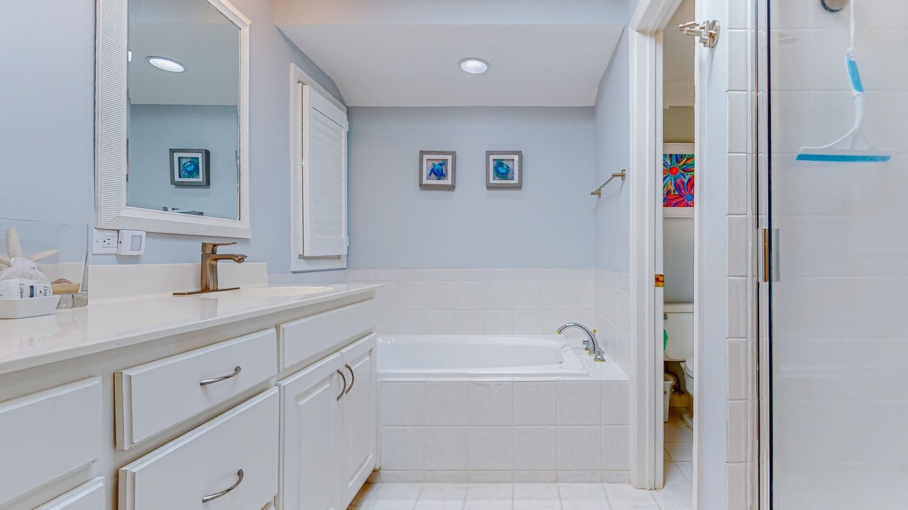 Photo of Bathroom in Heritage Woods