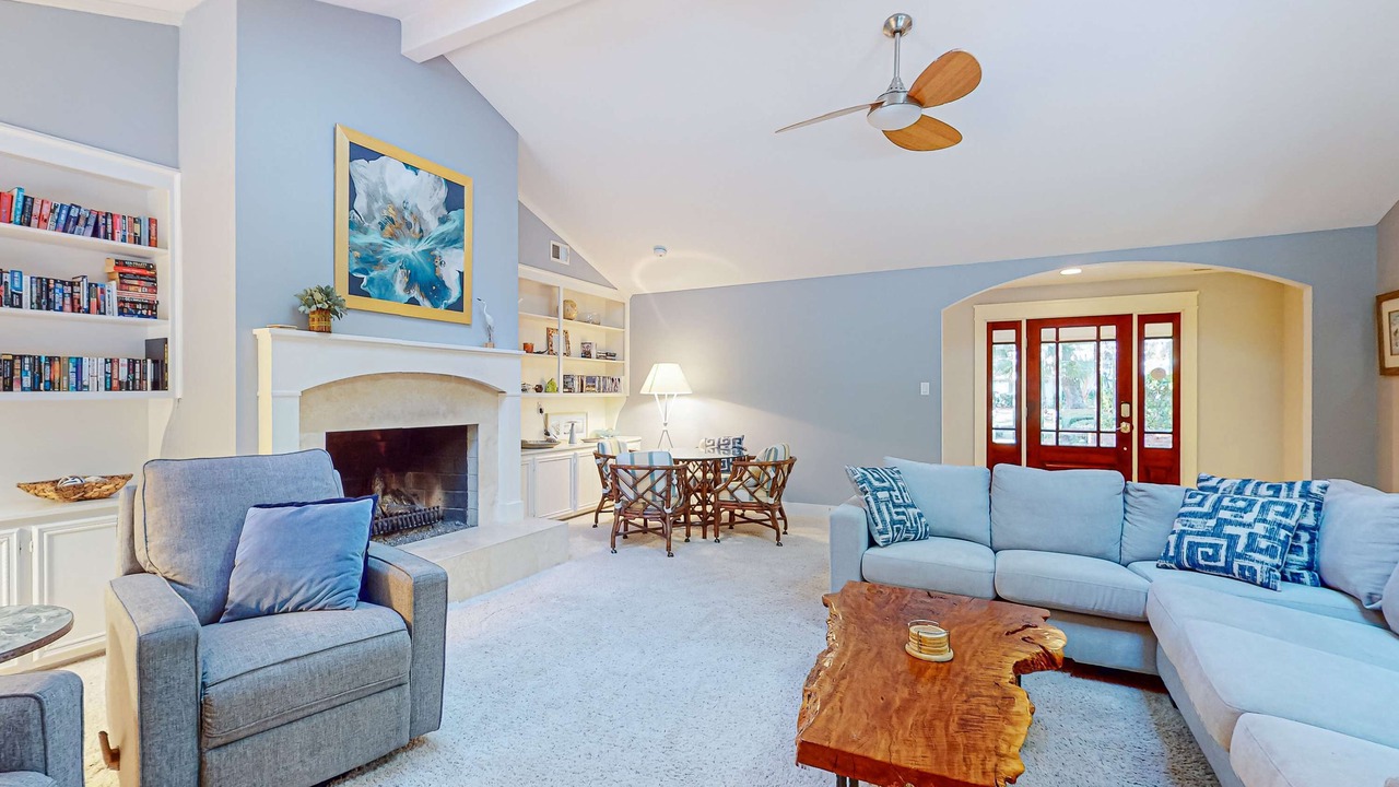 Photo of Livingroom in Heritage Woods