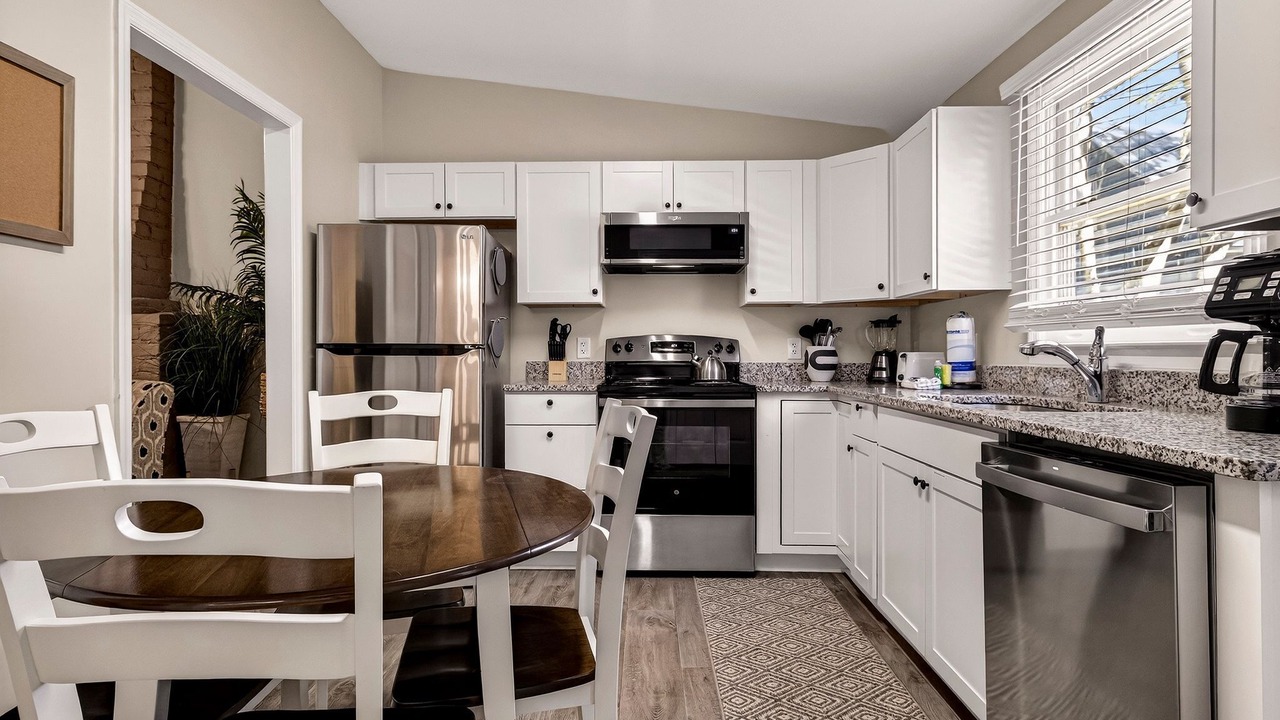 Photo of Kitchen in Metropolitan