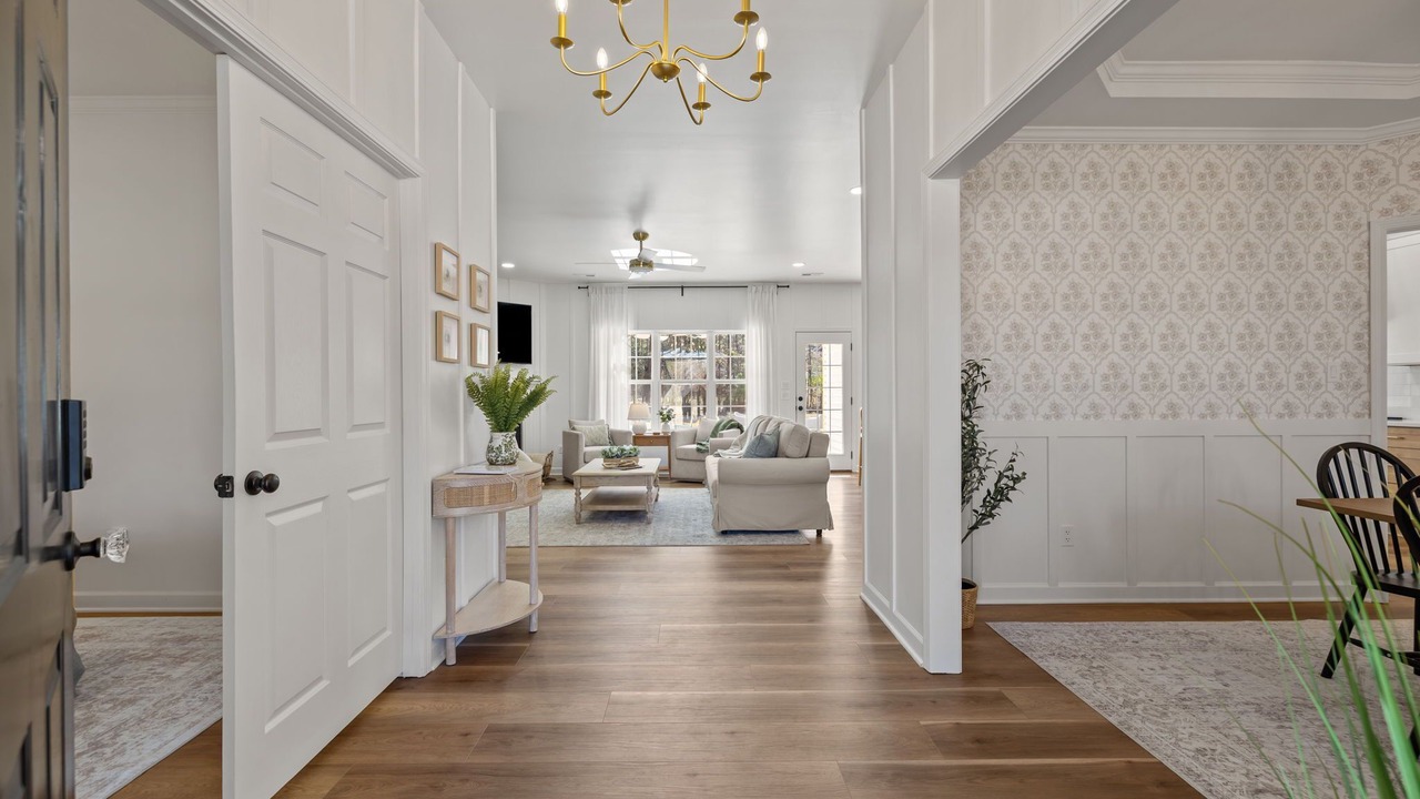 Photo of Livingroom in Mint Hill